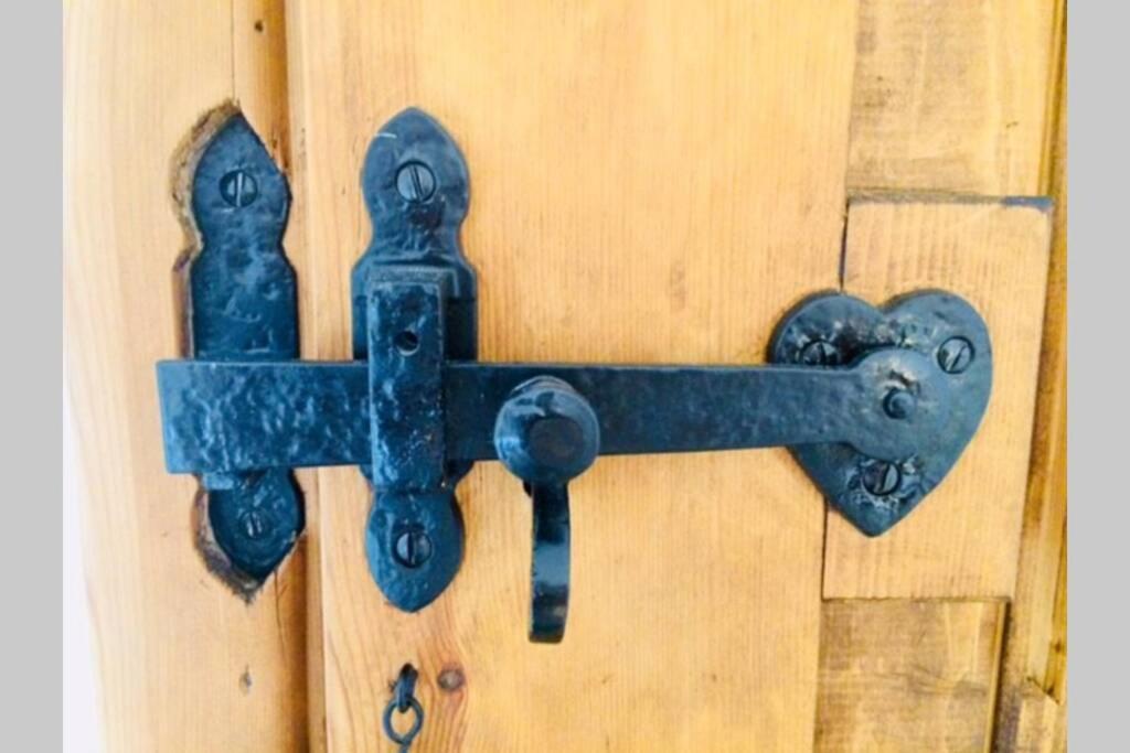 The Tenth House, Grade II Listed Georgian Town House, Wirksworth, Derbyshire, Peak District Cottage, Sleeps 4 エクステリア 写真