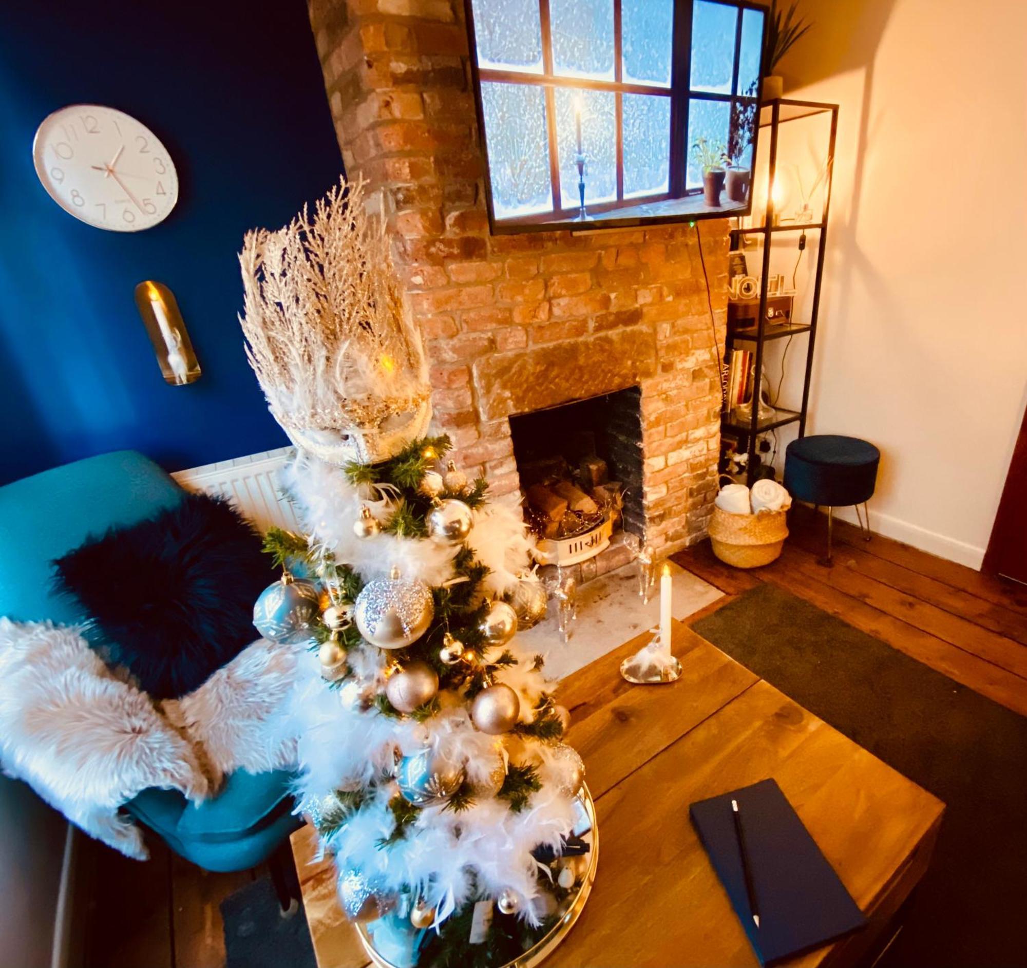 The Tenth House, Grade II Listed Georgian Town House, Wirksworth, Derbyshire, Peak District Cottage, Sleeps 4 エクステリア 写真