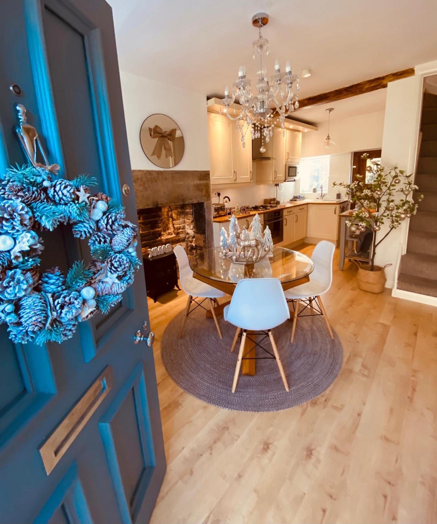 The Tenth House, Grade II Listed Georgian Town House, Wirksworth, Derbyshire, Peak District Cottage, Sleeps 4 エクステリア 写真